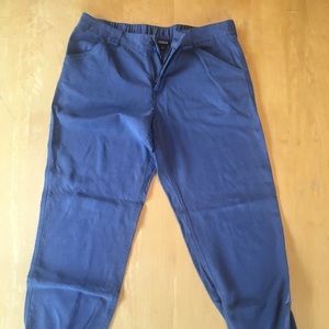 Edge Win Jogger in Smolder Blue- Size 6